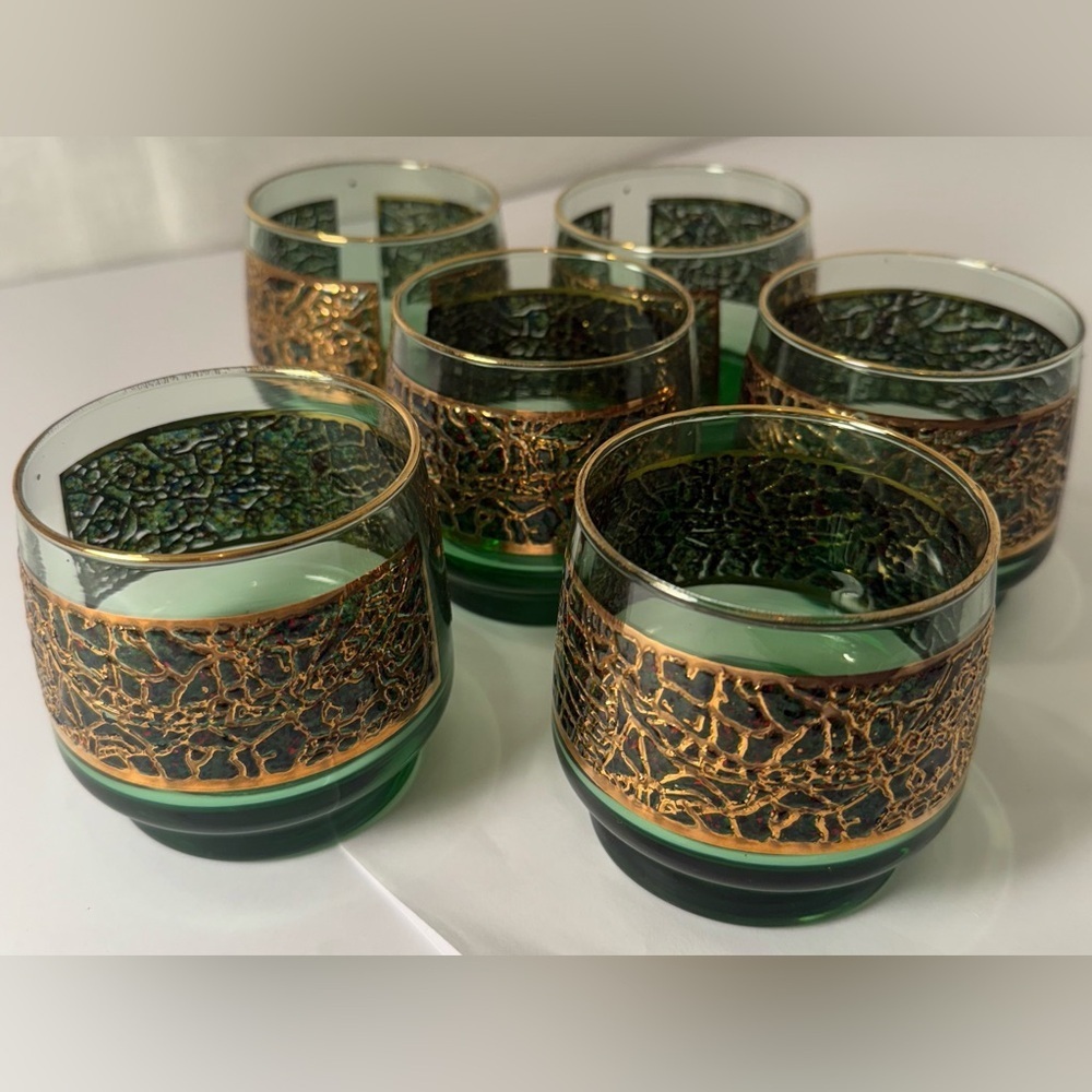 Vintage Set Of St. Claire Avacado Green And 22kt Gold Dominion Glasses Set Of 6.